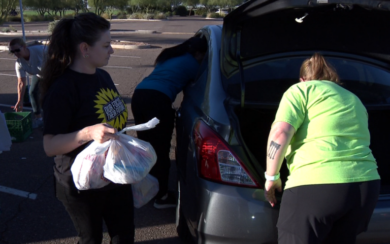 Scottsdale food meal boxes program pantry